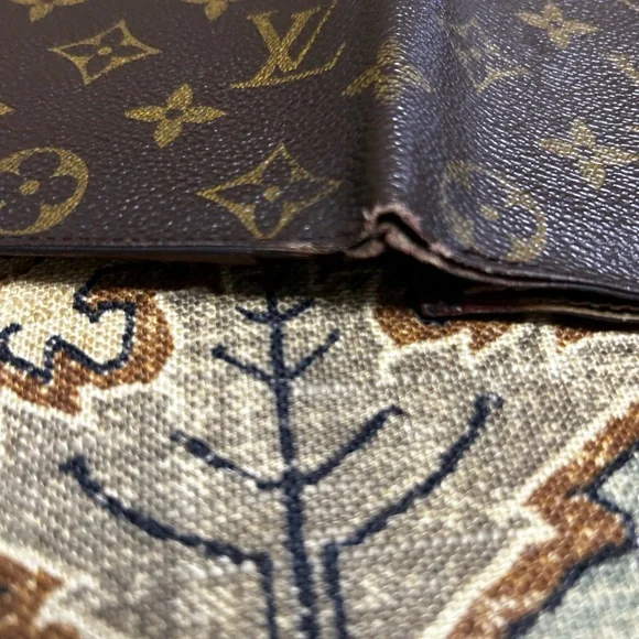 Louis Vuitton Brown Monogram Card Holder - Picture 6 of 6